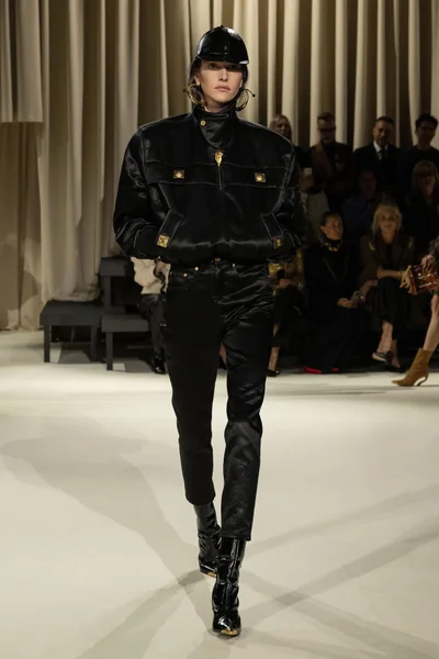 Look 17
